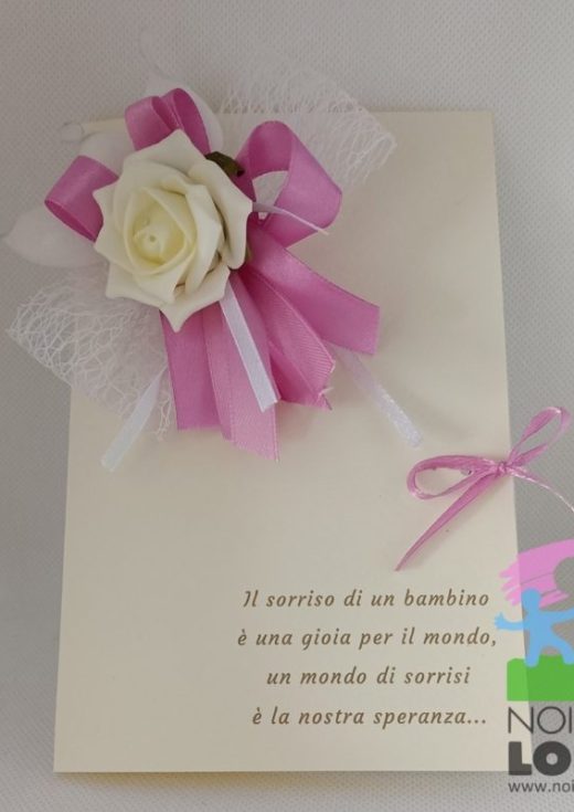 Biglietto doppia anta con tre confetti (11x 17 cm) Noi per Loro odv Parma